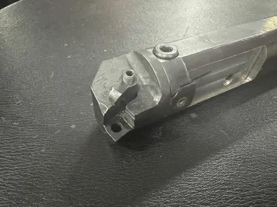 USED KENNAMETAL 2" DIAMETER BORING BAR