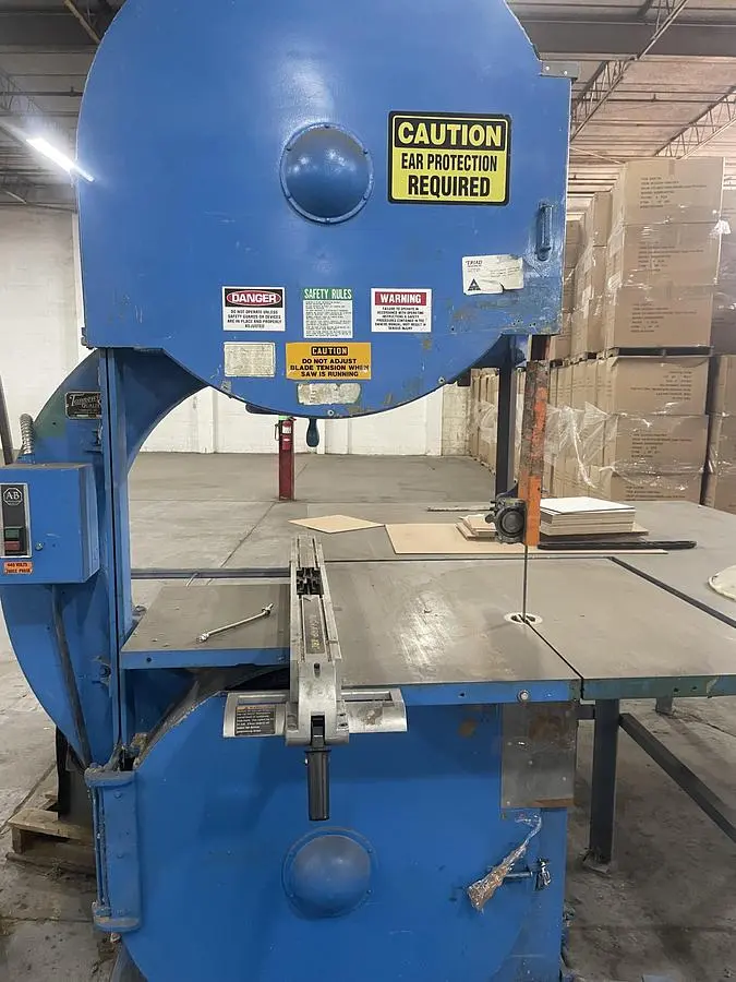 36” Tannewitz vertical corrugated Bandsaw