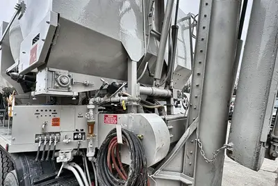 Used 2004 INTERNATIONAL 7400 Concrete Mixer Trucks New Jersey US | Proxy Equipment #1383073