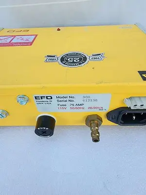 EFD 900 Precision Fluid Dispenser