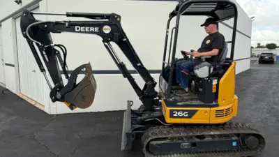 USED 2021 Deere 26G