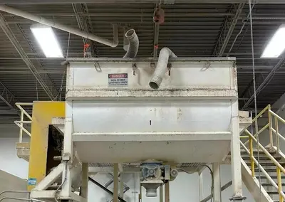 STAINLESS STEEL RIBBON BLENDER APPROXIMATELY 200 CUBIC FEET