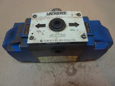 USED VICKERS DG4S-5-3C-W-B-11