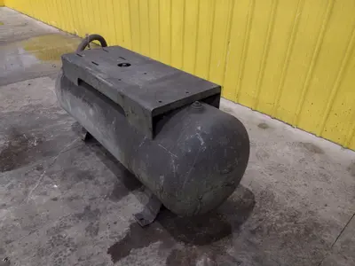 200 PSI KAGARD HORIZONTAL AIR RECEIVER SURGE TANK : YOBRO #25154