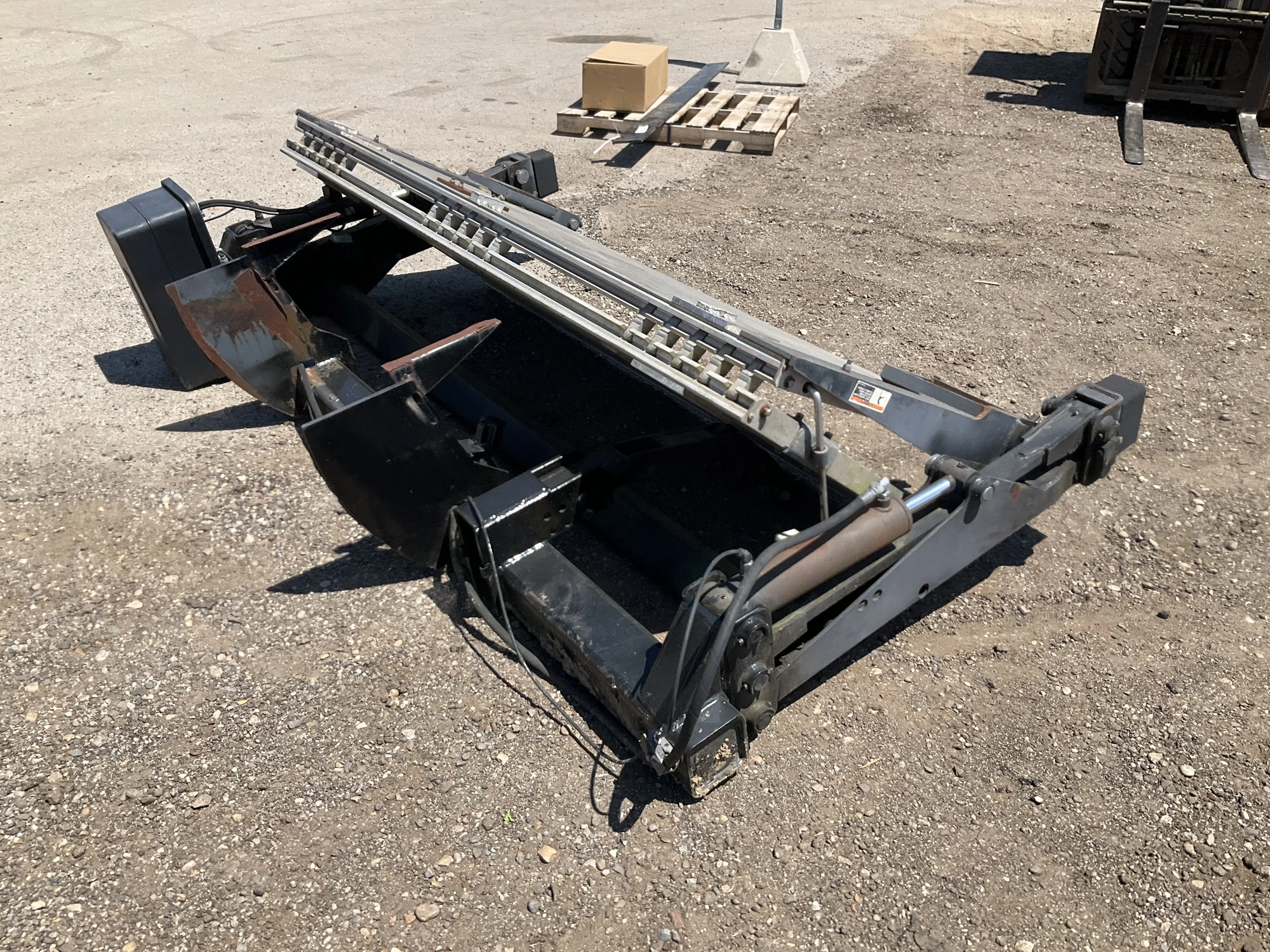 Maxon Tuck-A-Way hydraulic lift gate model GPTLR, 3300 lb capacity, 68”L x 85-1/2”W aluminum platfor...