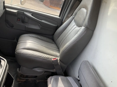 Used 2004 CHEVROLET EXPRESS Box trucks Michigan US | Miedema Asset Management Group #1301464