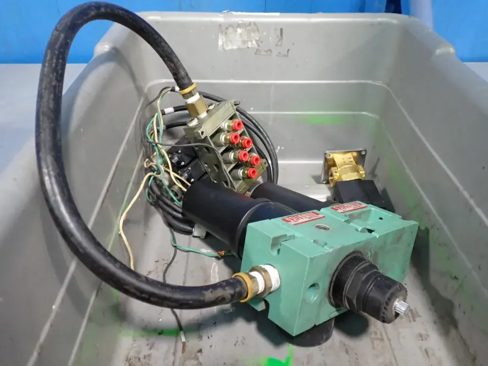 Numatics  Pneumatic Valve Assembly