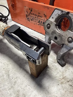 Victaulic EPU Press Fit Crimper Tool & Clamps electric