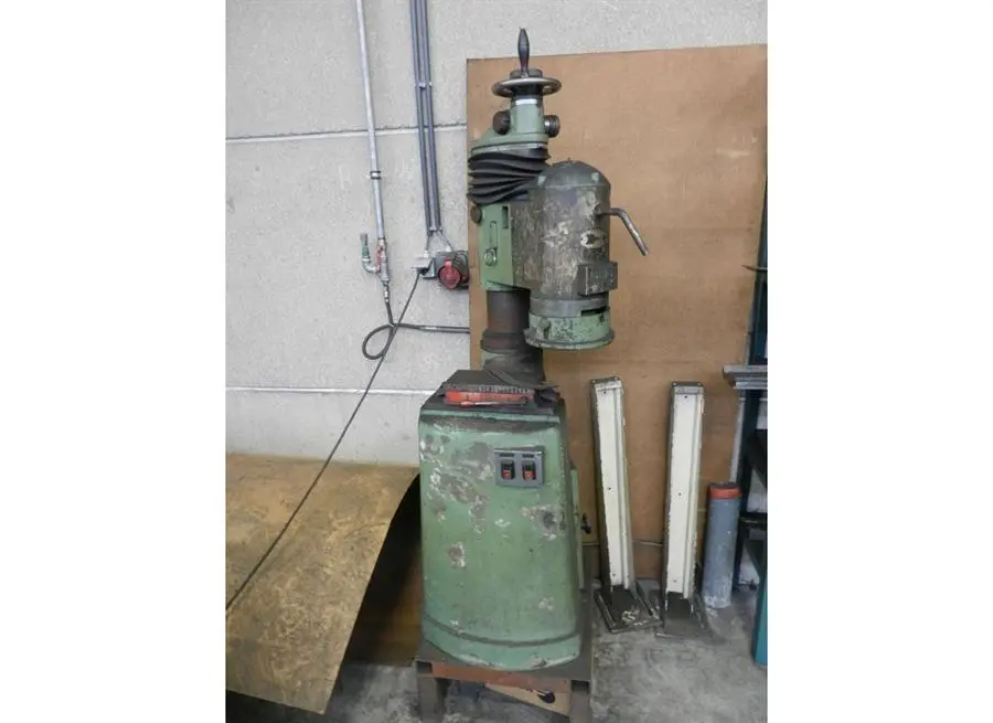 USED NGAR ABI PUNCH/TOOL GRINDER