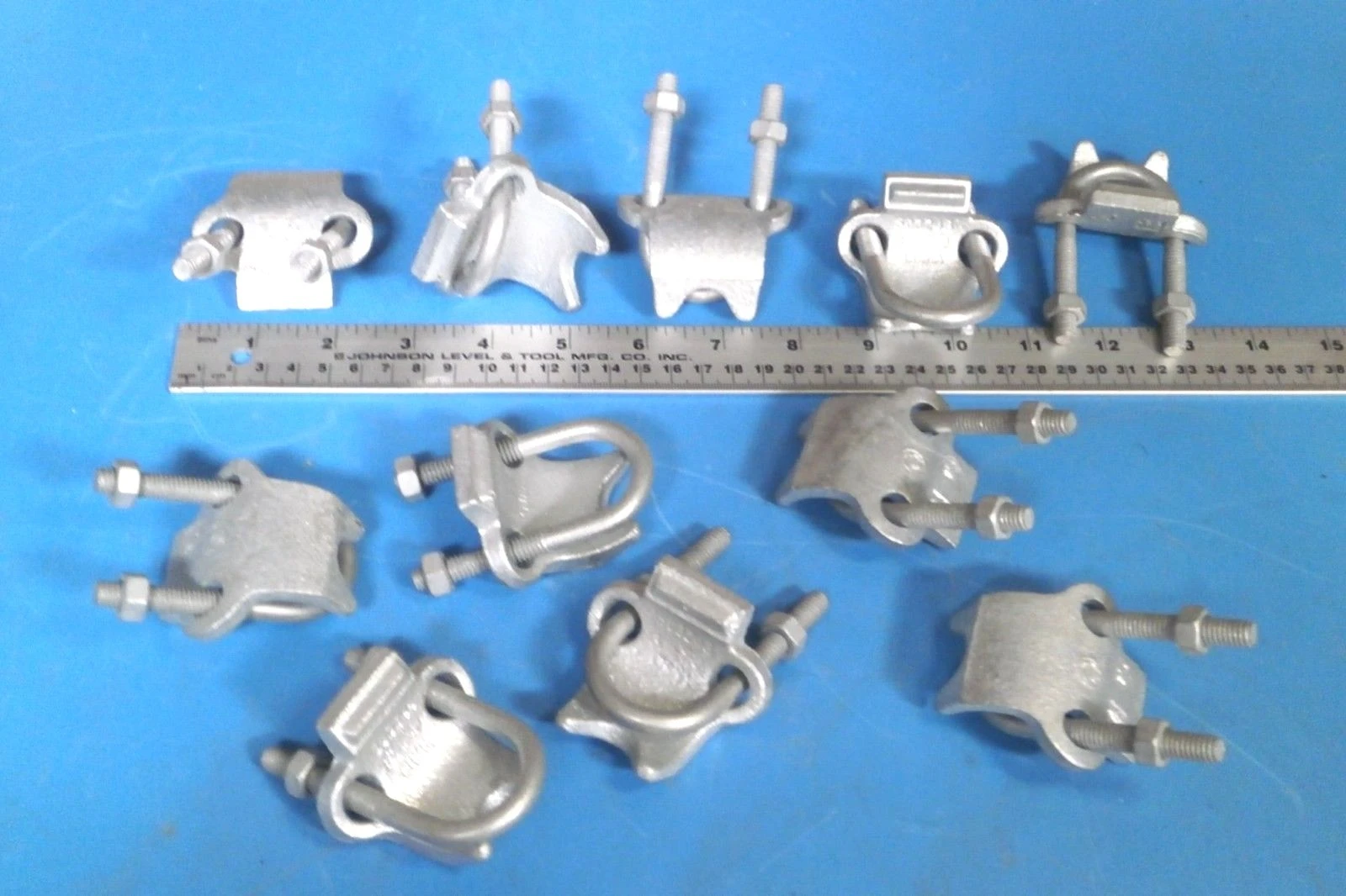 LOT OF 11  503248 3/4" CLAMPS D262401