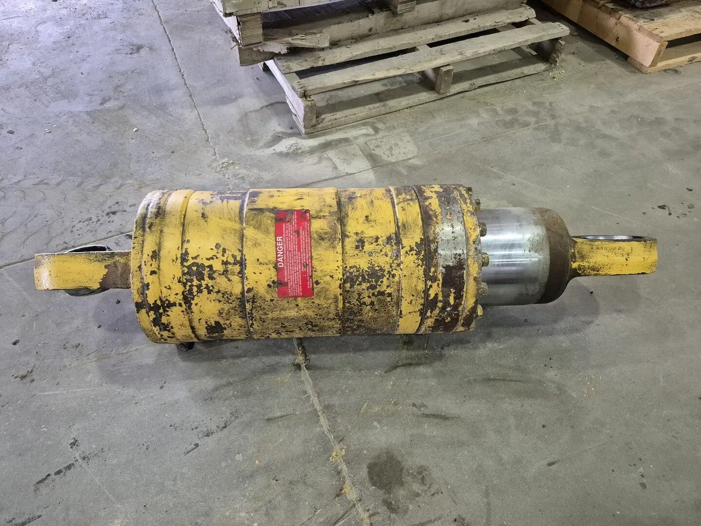 USED KOMATSU EJ8969