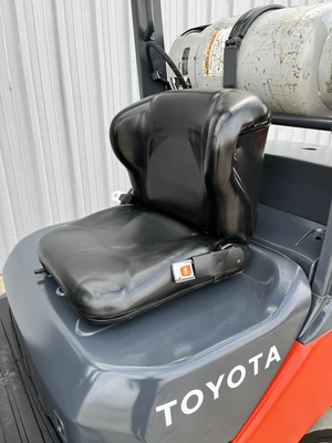 USED 2010 TOYOTA 8FGCU30