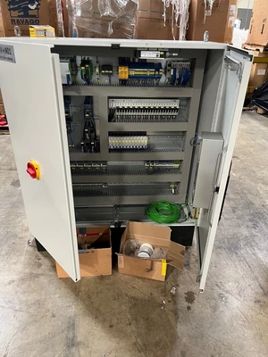 USED NORDSON HYFLEX 3/3-WEGE