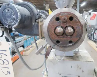 BRABENDER 088 Co-Rotating Twin Screw Extruders | Perry Equipment (4)