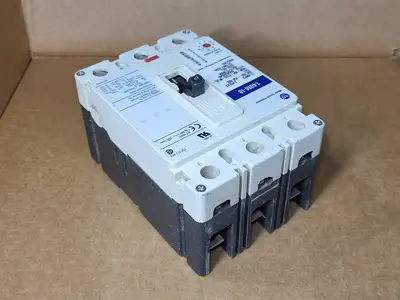 USED ALLEN-BRADLEY 140M-I8P-C15S-M