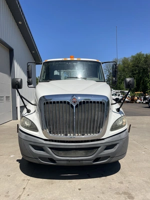 USED 2012 INTERNATIONAL LF667