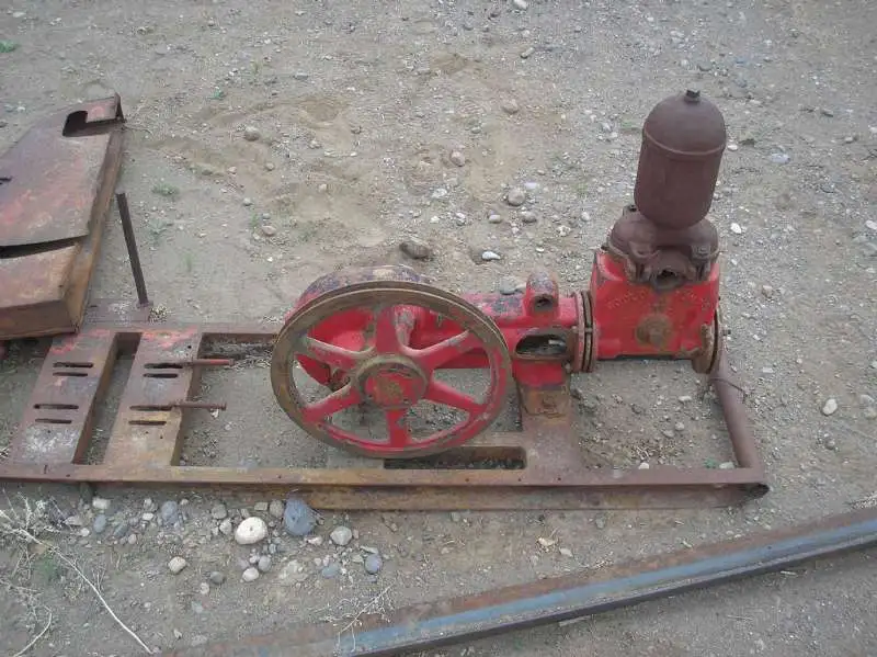 USED GOULDS 1813