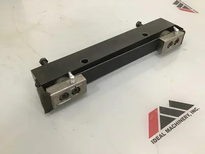 USED CINCINNATI MILACRON 5040389