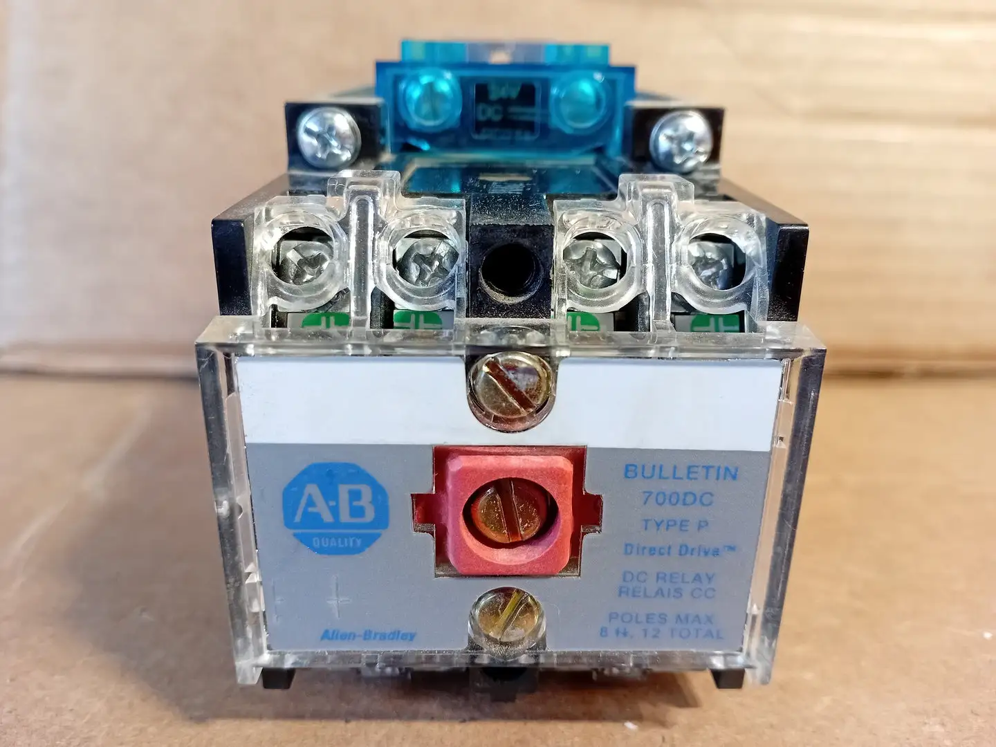 Used ALLEN-BRADLEY 700DC-P400Z24 Misc Electrical & Power Parts British Columbia CA | Lenmark #1438846