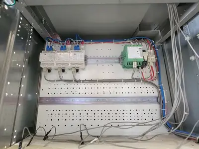 USED SQUARE D POWER-ZONE 4