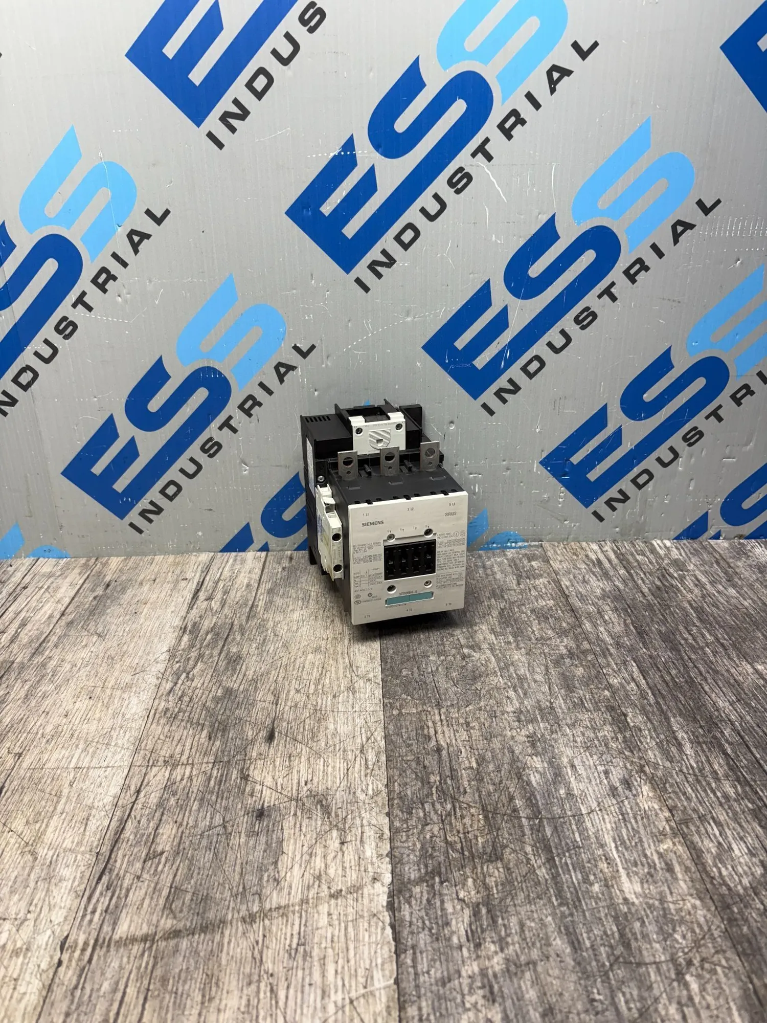 USED SIEMENS 3RT1056-6AF36