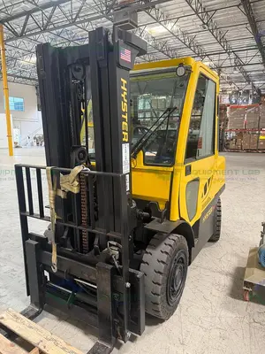 USED HYSTER H90FT FORKLIFT 9000 LBS CAPACITY 3 STAGE MAST W/ HEATING AND AC MFG 21