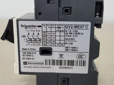 USED SCHNEIDER ELECTRIC GV2ME07