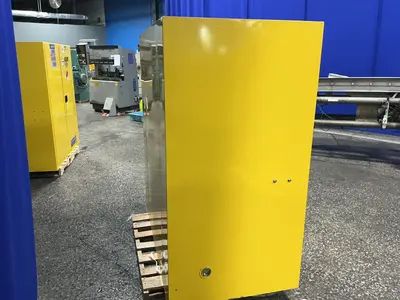 Used JUSTRITE _UNKNOWN_ Cabinets Ohio US | HGR 24 #1343790