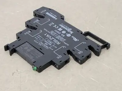 USED SCHNEIDER ELECTRIC RSL1AB4BD