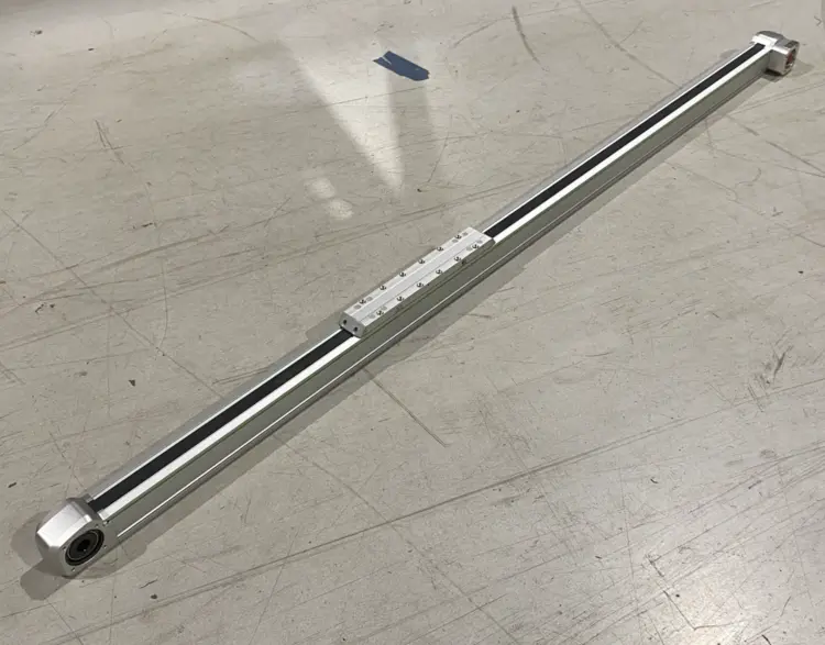 Used Hiwin Linear Actuator Toothed Belt Axes Module Linear Actuators Michigan US | Maverick Industrial Sales #1411536