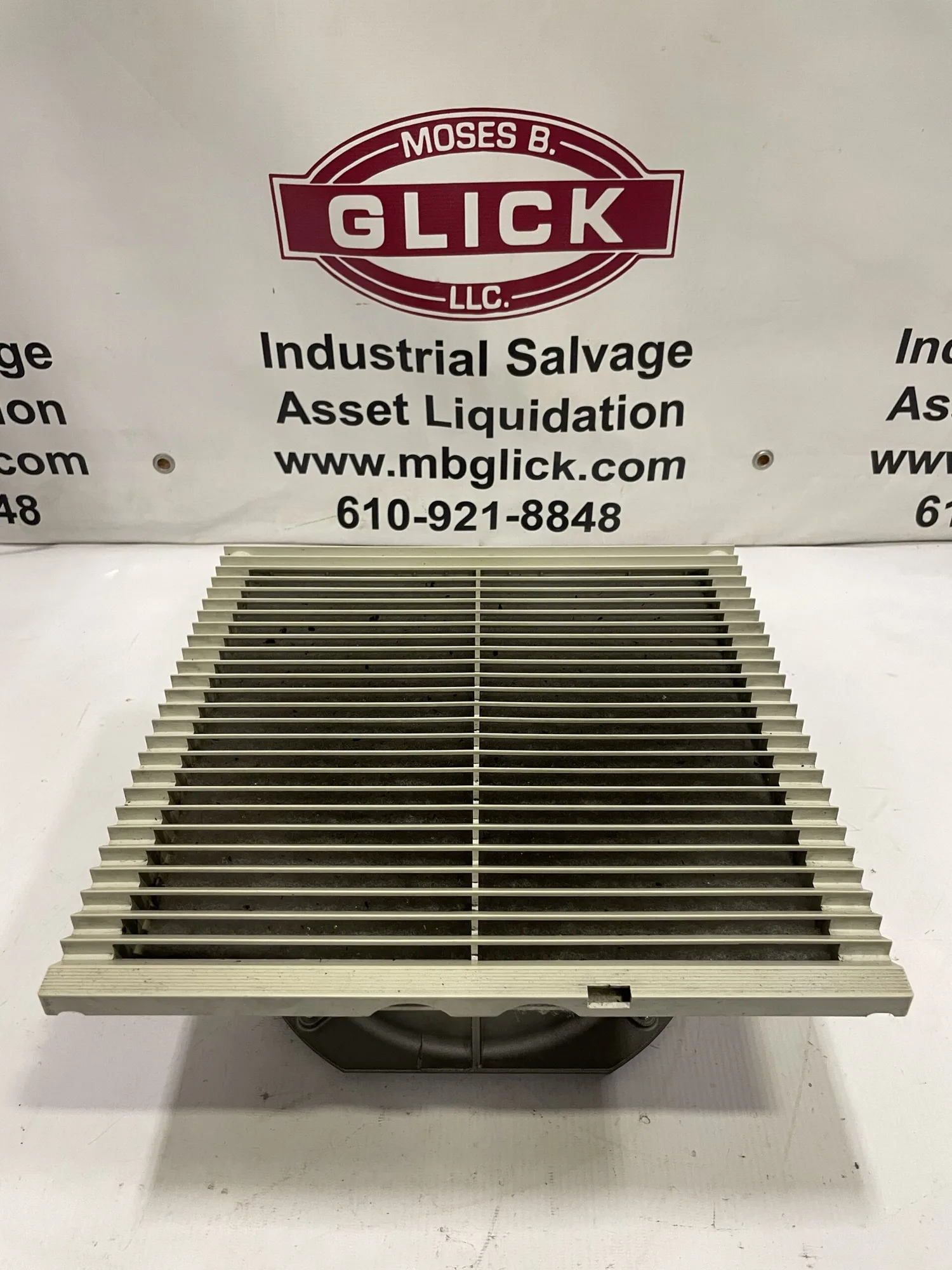 Rittal SK 3326107 Filter Fan Ventilator 230V 323mm x 323mm 560m3/h