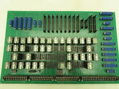 Fanuc FM20-0008/01 Control Circuit Board Relay Panel PLC Servo Interface Module