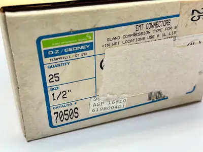 New | in-Stock OZ Gedney Gland Compression Fitting Electrical Fittings Michigan US | Maverick Industrial Sales #1495671