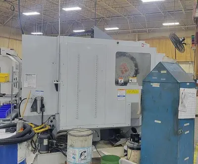 USED 2005 HAAS MDC-500 MILL DRILL CENTER