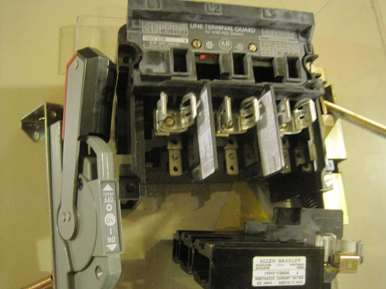 ALLEN BRADLEY 1494V-DS60 DISCONNECT SWITCH
