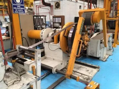 WATERBURY FARREL 16" x 28" x 24" 4 HI REVERSING ROLLING MILL (14690) ROLLING MILLS, 4-HI | Machinery International LLC (5)