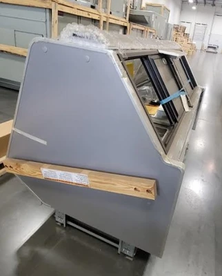 12-0040 Hussmann SMBT6M 6’ Remote Full-Service Deli Cooler Case