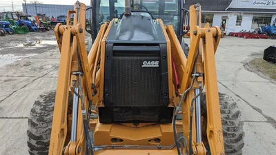 USED 2005 CASE 590SM