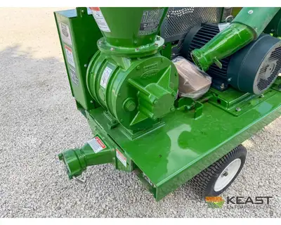 Used WALINGA _UNKNOWN_ Portable Litter Vacuum Iowa US | Keast Enterprises #1360537