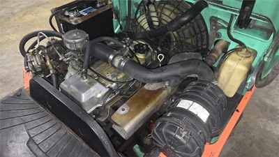 5,000 LB Mitsubishi FGC25K Forklift