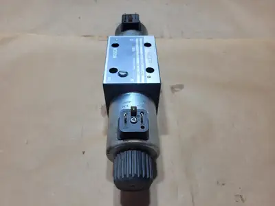 Used BOSCH 0 810 001 845 Valves/Fittings British Columbia CA | Lenmark #1440821
