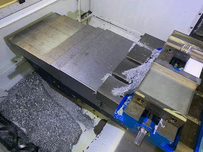 2015 HAAS VF-2SSYT Vertical Machining Centers | PM Machines (5)