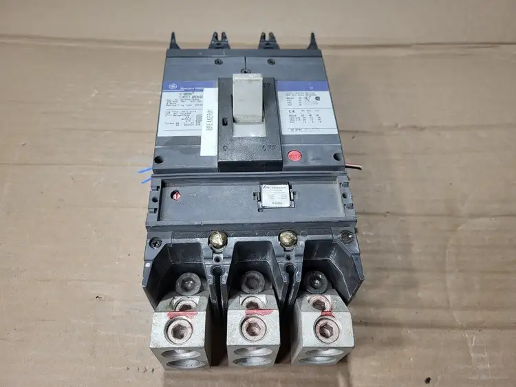 Used GENERAL ELECTRIC SGHA36AT0400 Switchgears British Columbia CA | Lenmark #409212