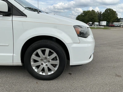 Used 2015 CHRYSLER TOWN & COUNTRY Vans Michigan US | Miedema Asset Management Group #1489474