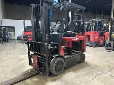 Used 2019 RAYMOND 4750C50L 4-Wheel Sit down Electric Counterbalance Forklifts Illinois US | Somerset Equipment Sales #1546161