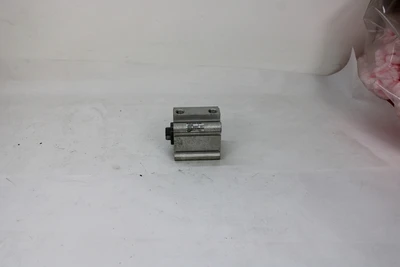 USED SMC CDQ2B50-30DZ-XC35