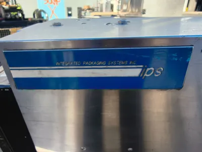 (24"x 51") INTEGRATED PACKING SYSTEMS INC. BELT CONVEYOR