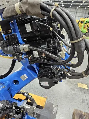 USED YASKAWA MOTOMAN MH50-II