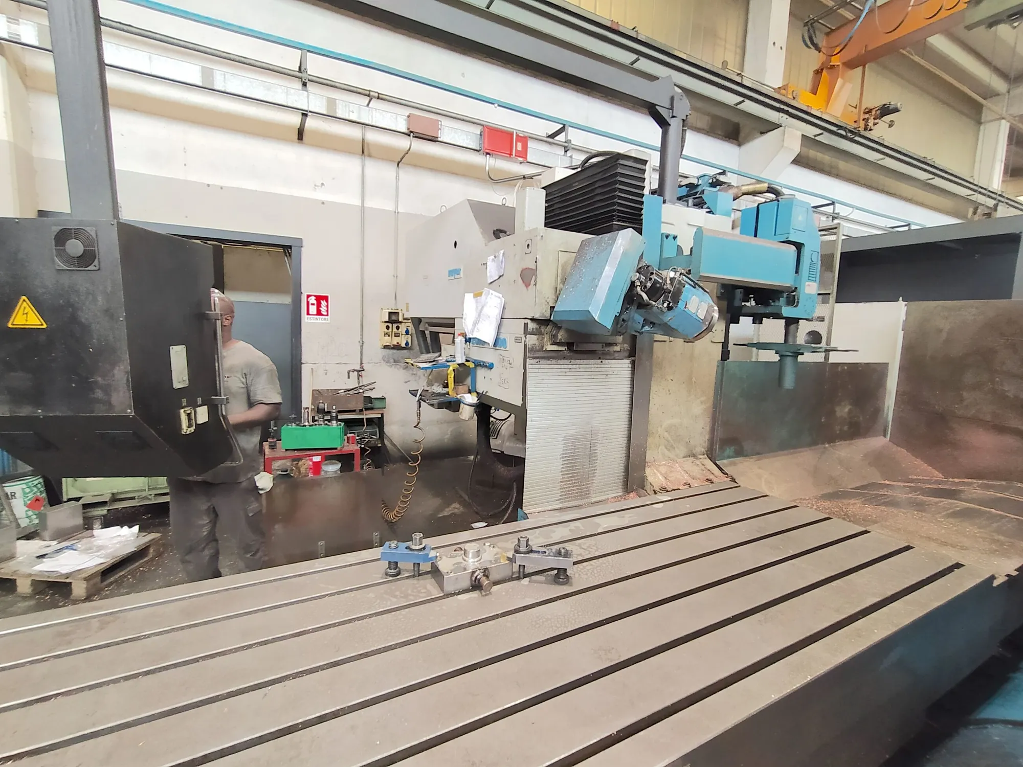 USED ZAYER 20KF3000