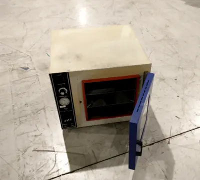 USED COLE-PARMER LAB OVEN